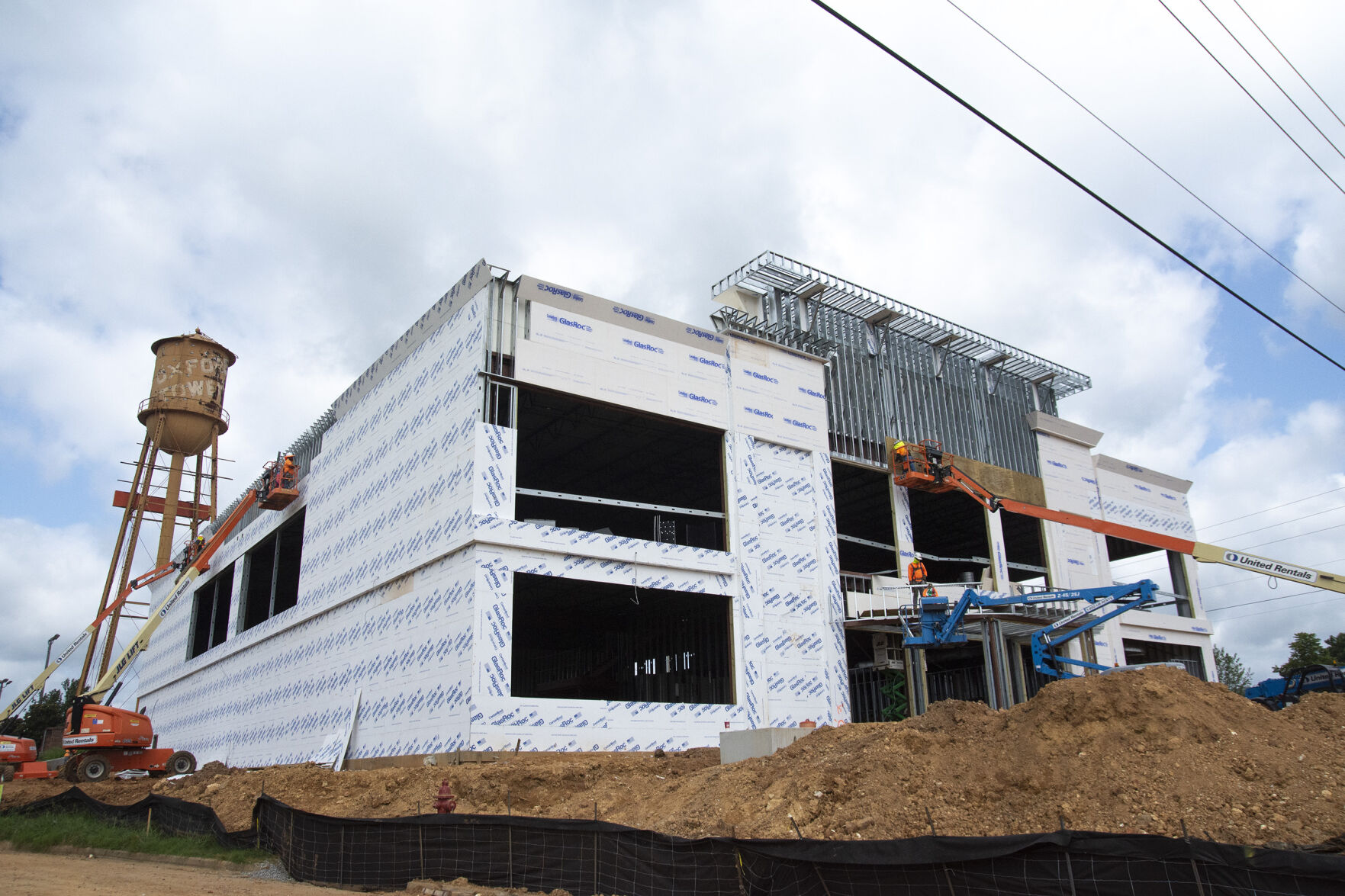 Oxford construction Planet Fitness.jpg